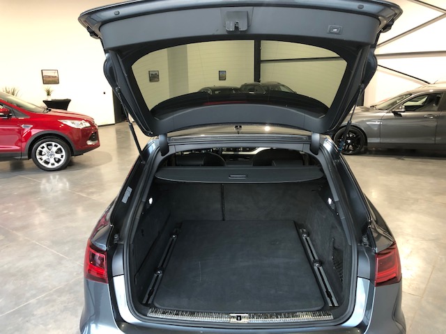 Audi A6 Break 2.0 TDi S-line met Garantie Full LED
