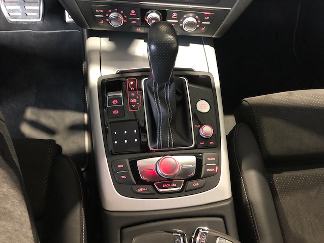 Audi A6 Break 2.0 TDi S-line met Garantie Full LED