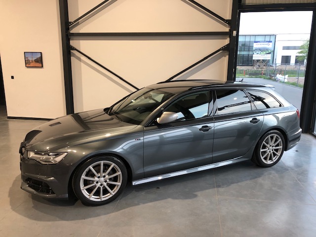 Audi A6 Break 2.0 TDi S-line met Garantie Full LED