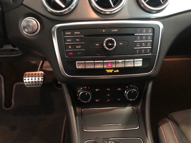 Mercedes CLA200 Shooting Brake AMG Pack met Garantie
