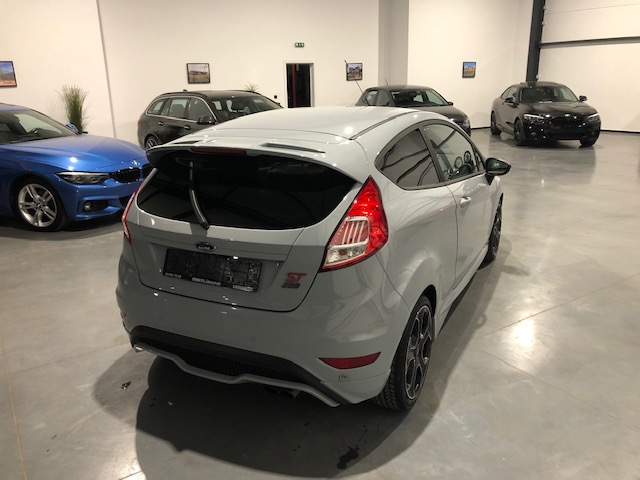 Ford Fiesta ST200 1.6EcoBoost Full Option met Garantie