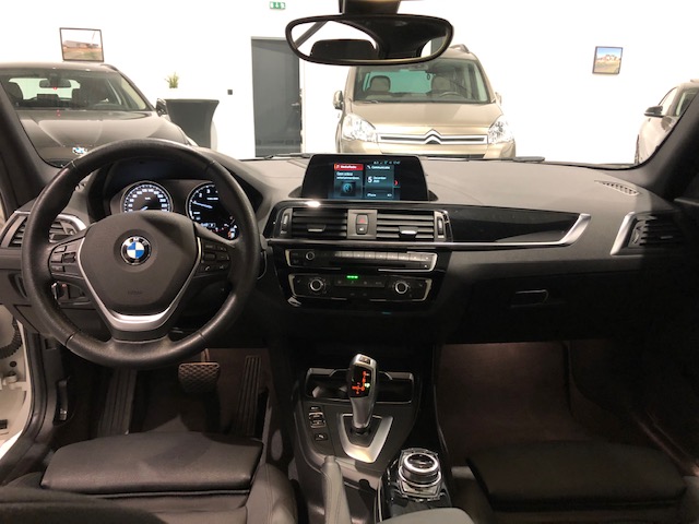 Bmw 118i F20 M-Pack Automaat met Garantie/Navi