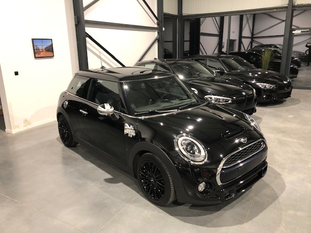 Mini Cooper S 2.0i F56 met Garantie/Navi