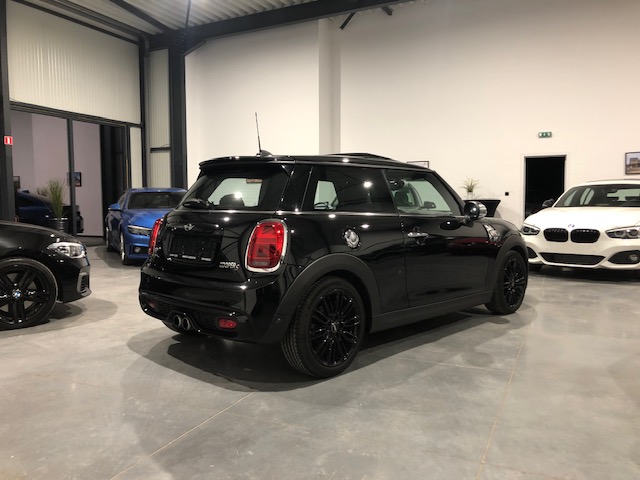 Mini Cooper S 2.0i F56 met Garantie/Navi