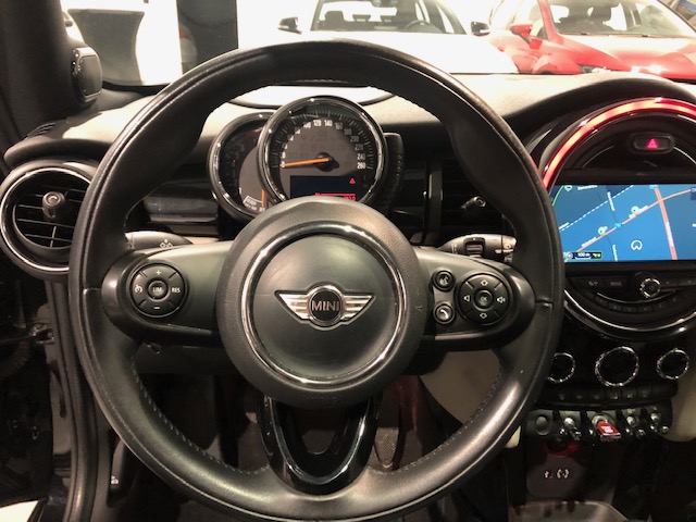 Mini Cooper S 2.0i F56 met Garantie/Navi