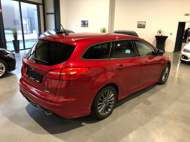 Ford Focus ST-Line 1.5 EcoBoost Full Option Garantie