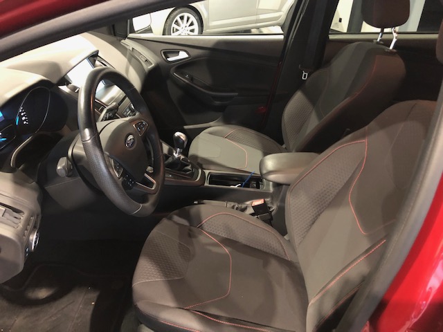 Ford Focus ST-Line 1.5 EcoBoost Full Option Garantie