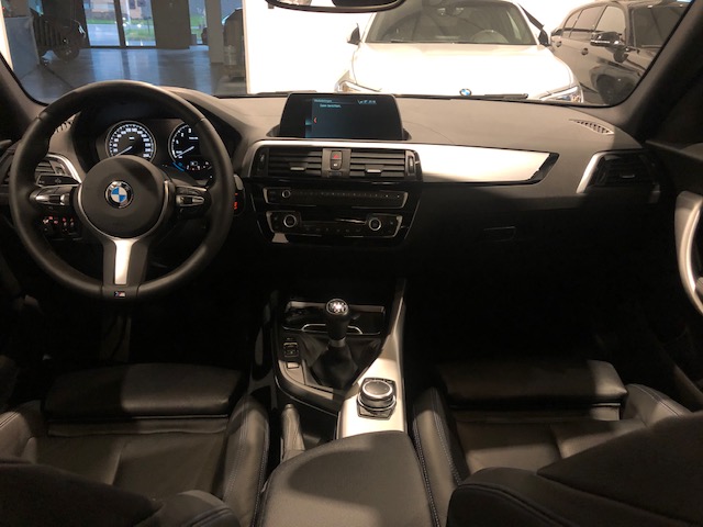 BMW 118i F20 M-Pack met Navi/Garantie