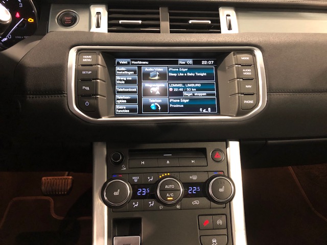 Range Rover Evoque 2.2 TD4 4WD met Garantie