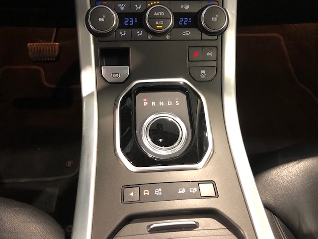Range Rover Evoque 2.2 TD4 4WD met Garantie