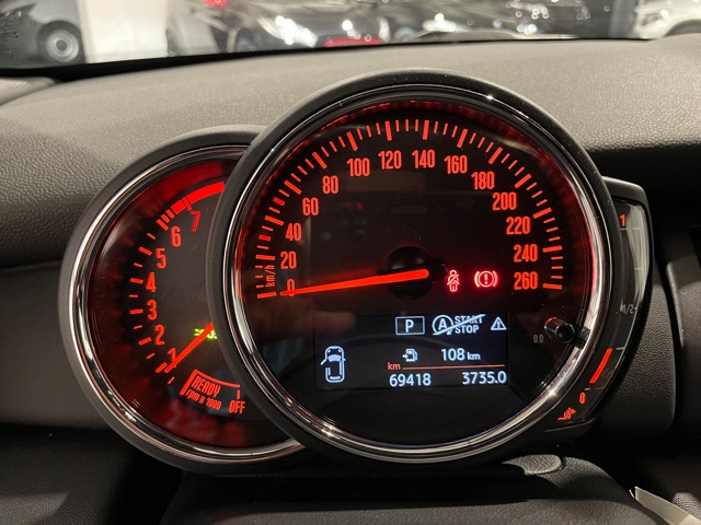 Mine One 1.5 Automaat ‘2019’ met Garantie/Navi