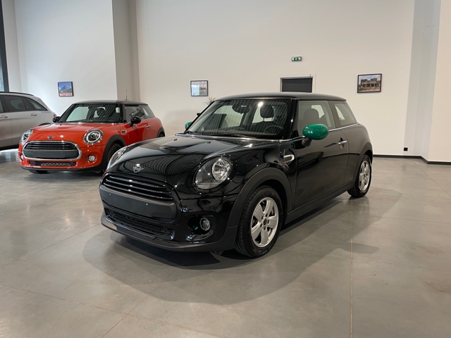 Mini ONE 1.5i F56 ‘2019’ met Navi/Garantie