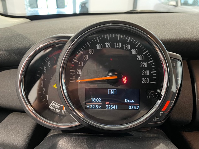 Mini ONE 1.5i F56 ‘2019’ met Navi/Garantie