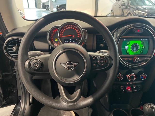 Mini ONE 1.5i F56 ‘2019’ met Navi/Garantie
