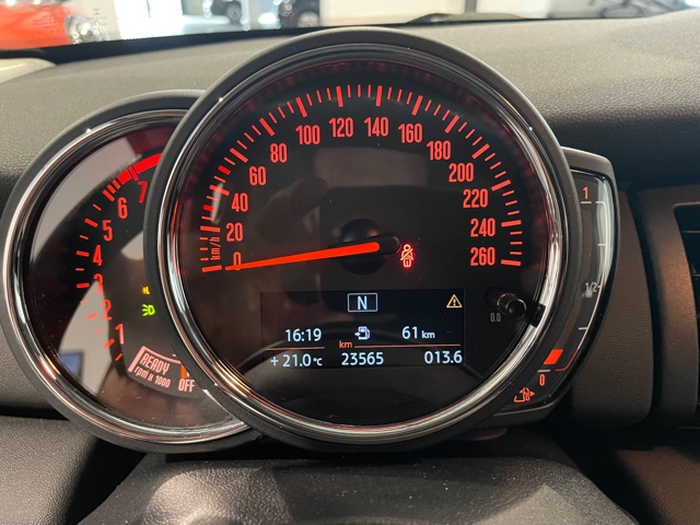 Mini ONE 1.5i F56 ‘2019’ met Navi/Garantie