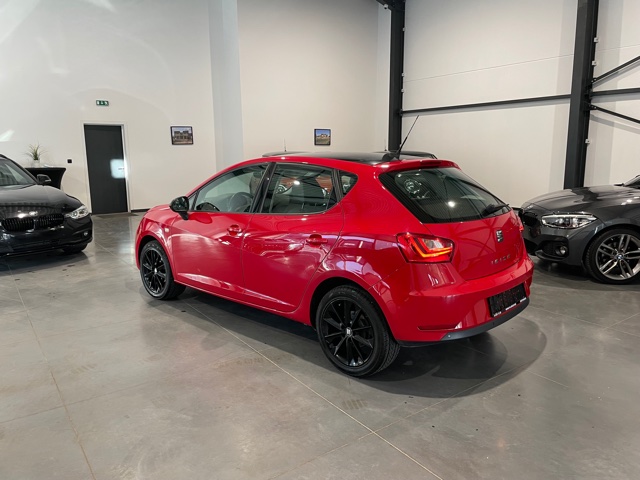 Seat Ibiza 1.0MPI ‘2017’ met Navi/Garantie