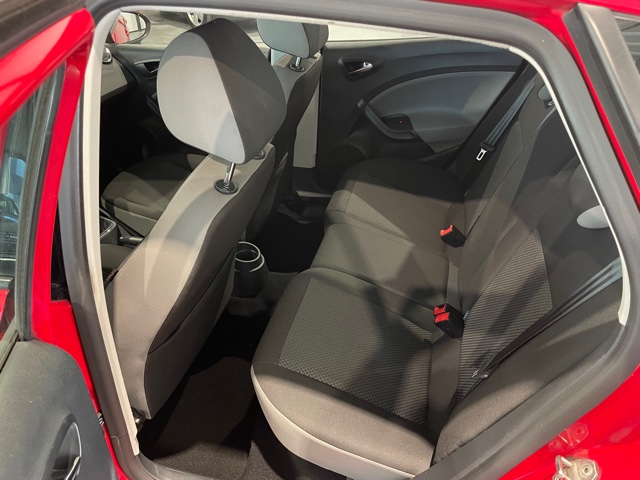 Seat Ibiza 1.0MPI ‘2017’ met Navi/Garantie