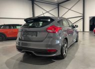 Ford Focus ST 2.0i ‘2017’ met Garantie