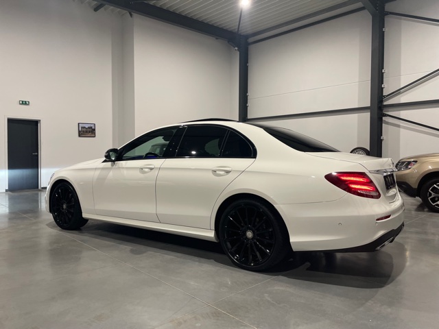 Mercedes E220 AMG-Line Full Option met Garantie