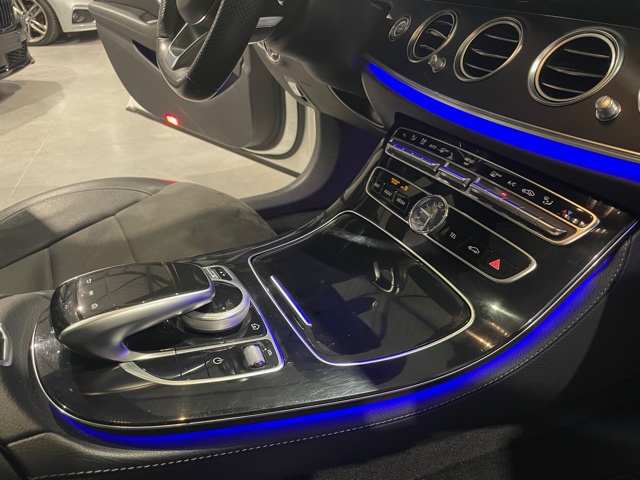 Mercedes E220 AMG-Line Full Option met Garantie