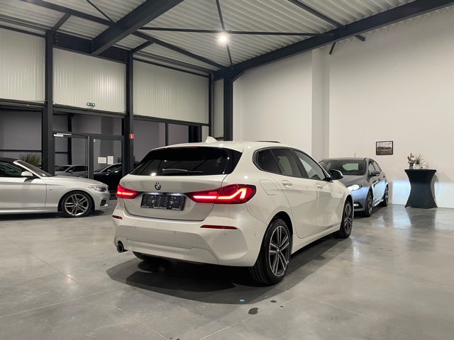 BMW 118i F40 SportLine Automaat met Garantie