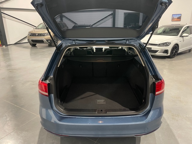 Volkswagen Passat Confortline 2.0 TDi DSG met Garantie