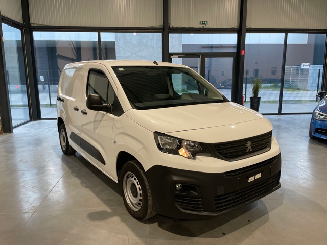 Peugeot Partner 1.2i ‘2019’ met Navi/Garantie Lichte Vracht