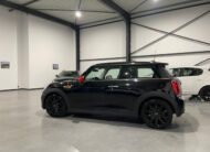 Mini One 1.5i Automaat met Garantie