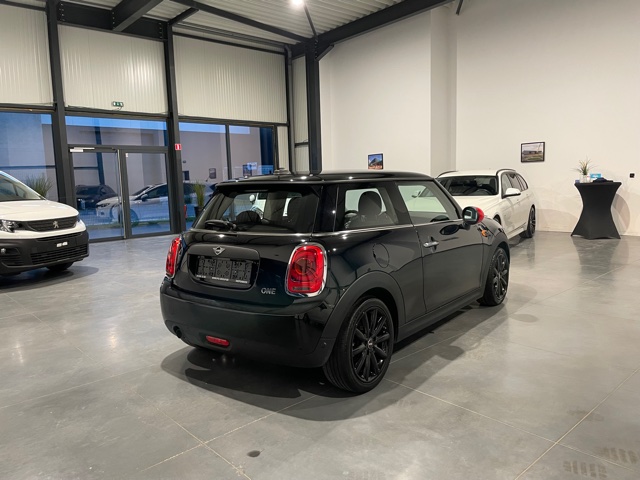 Mini One 1.5i Automaat met Garantie