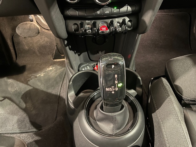 Mini One 1.5i Automaat met Garantie