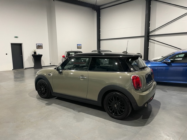 Mini Cooper 1.5i ‘2019’ met Navi/Garantie