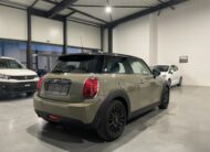 Mini Cooper 1.5i ‘2019’ met Navi/Garantie