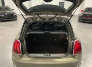 Mini Cooper 1.5i ‘2019’ met Navi/Garantie