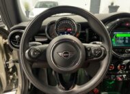 Mini Cooper 1.5i ‘2019’ met Navi/Garantie