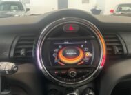 Mini Cooper 1.5i ‘2017’ met Navi/Garantie