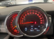 Mini Cooper 1.5i ‘2017’ met Navi/Garantie