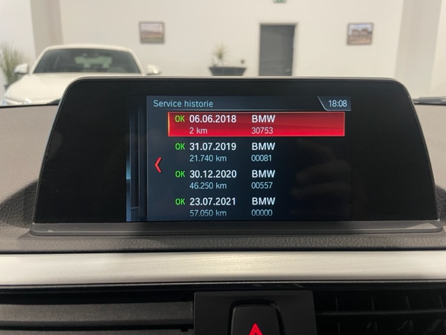 Bmw 118i F20 M-Pack Automaat met Garantie