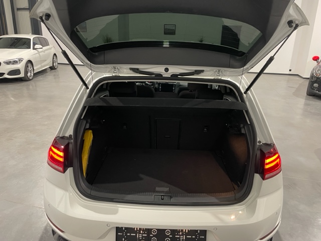 Volkswagen Golf VII R-Line 1.0 TSI met Garantie