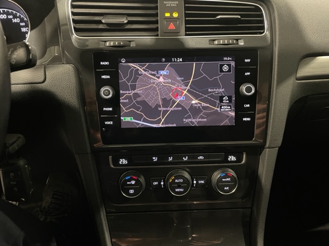 Volkswagen Golf VII R-Line 1.0 TSI met Garantie