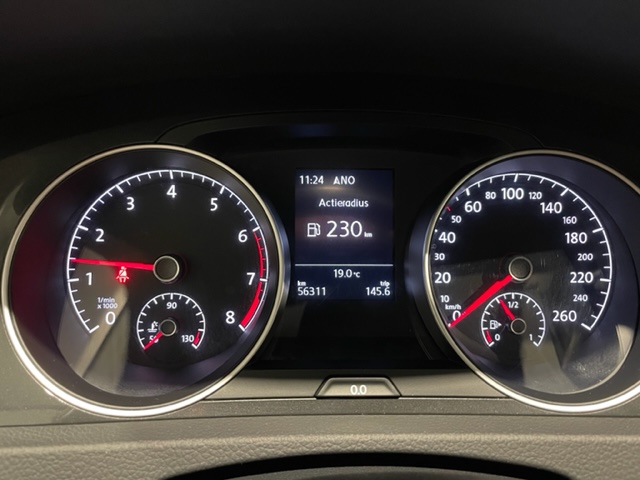 Volkswagen Golf VII R-Line 1.0 TSI met Garantie