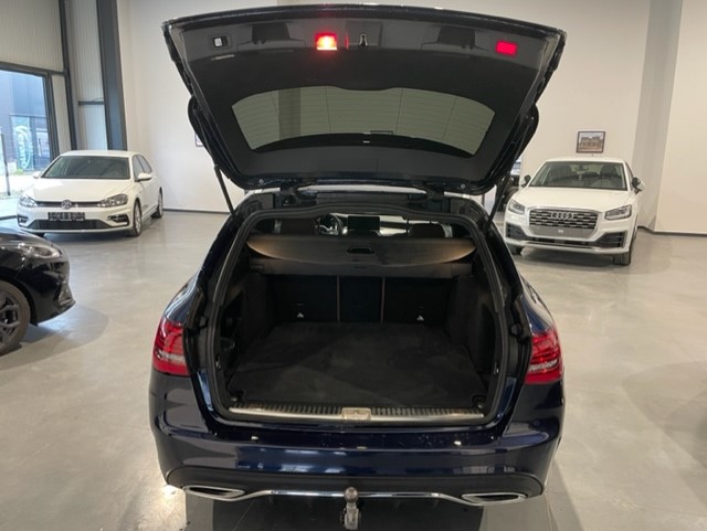 Mercedes C200 AMG Line ‘2019” Facelift met Garantie