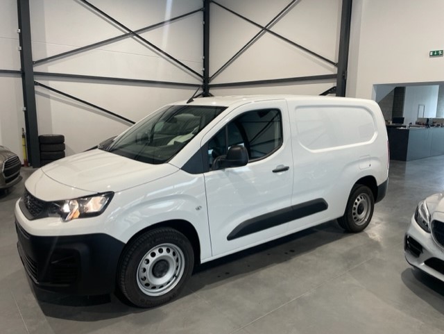 Peugeot Partner 1.5Hdi ‘2022 ‘L2 met Garantie