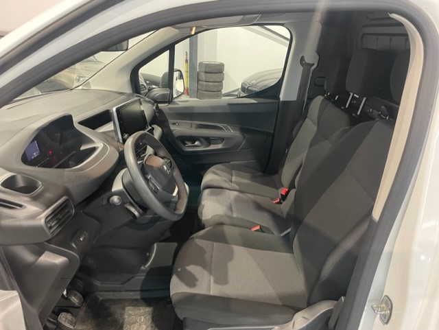 Peugeot Partner 1.5Hdi ‘2022 ‘L2 met Garantie