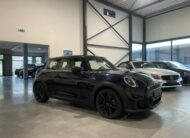 Mini Cooper 1.5i Facelift JCW met Garantie