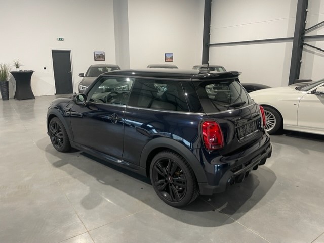 Mini Cooper 1.5i Facelift JCW met Garantie