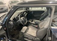 Mini Cooper 1.5i Facelift JCW met Garantie