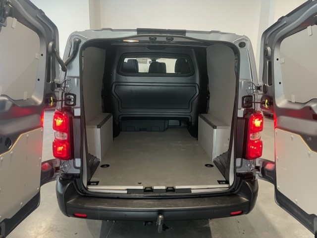 Opel Vivaro 2.0d Dubbel Cabine ‘2021’ met Garantie