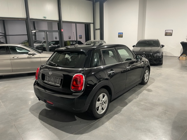 Mini One 1.5i Automaat met Garantie