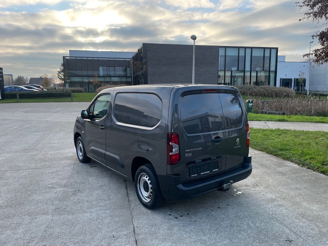 Peugeot Partner 1.5HDI ‘2021’ met Garantie