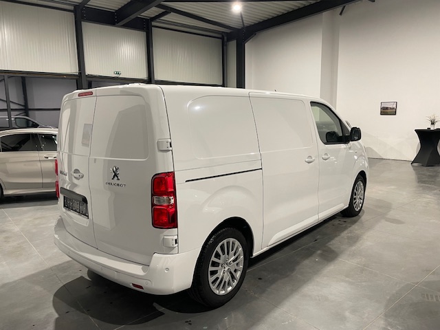 Peugeot Expert 2.0HDi ‘2023’ met Fabrieksgarantie Automaat